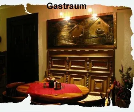 Gaststätte&pension Zur Heimat 2*