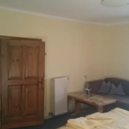 Guest house Gaststatte & Zur Heimat 2*