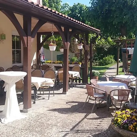 Guest house Gaststatte & Zur Heimat Am Mellensee